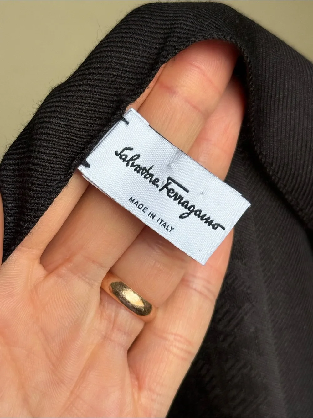 Salvatore Ferragamo 5” versatile or